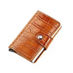 modèle de porte-cartes crocodile verni