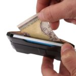porte-cartes fonctionnel en aluminium